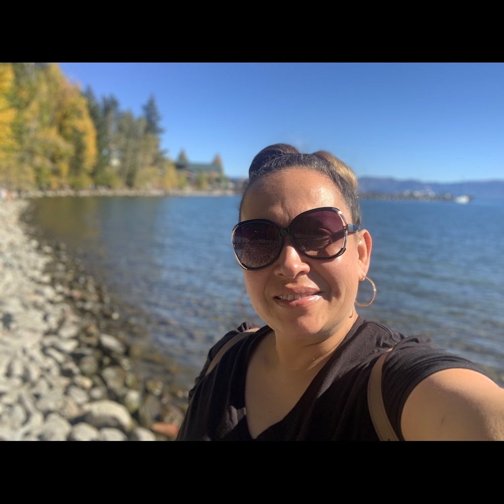 Meet your Posher, Roxana